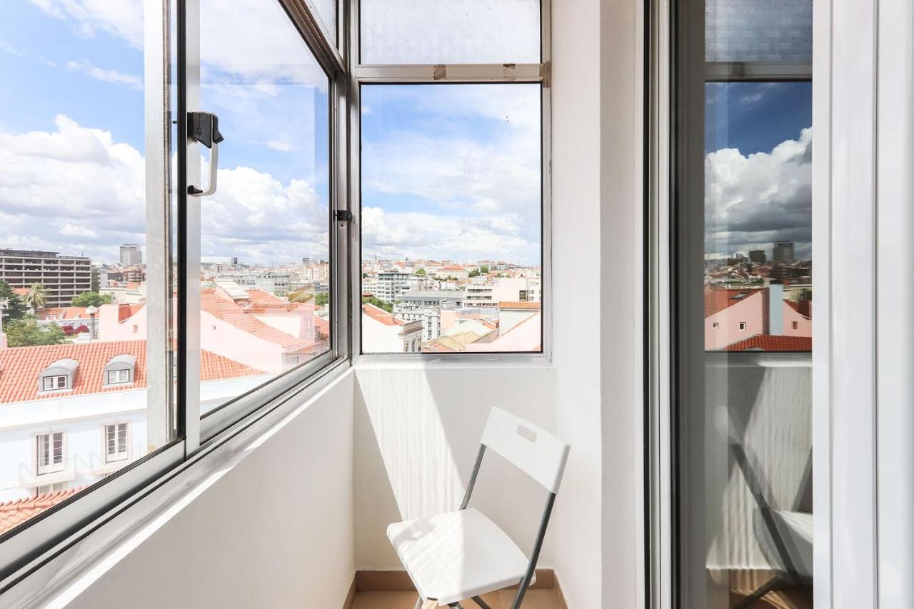 Sunny Flat City View By Homing Lisbon Exterior photo
